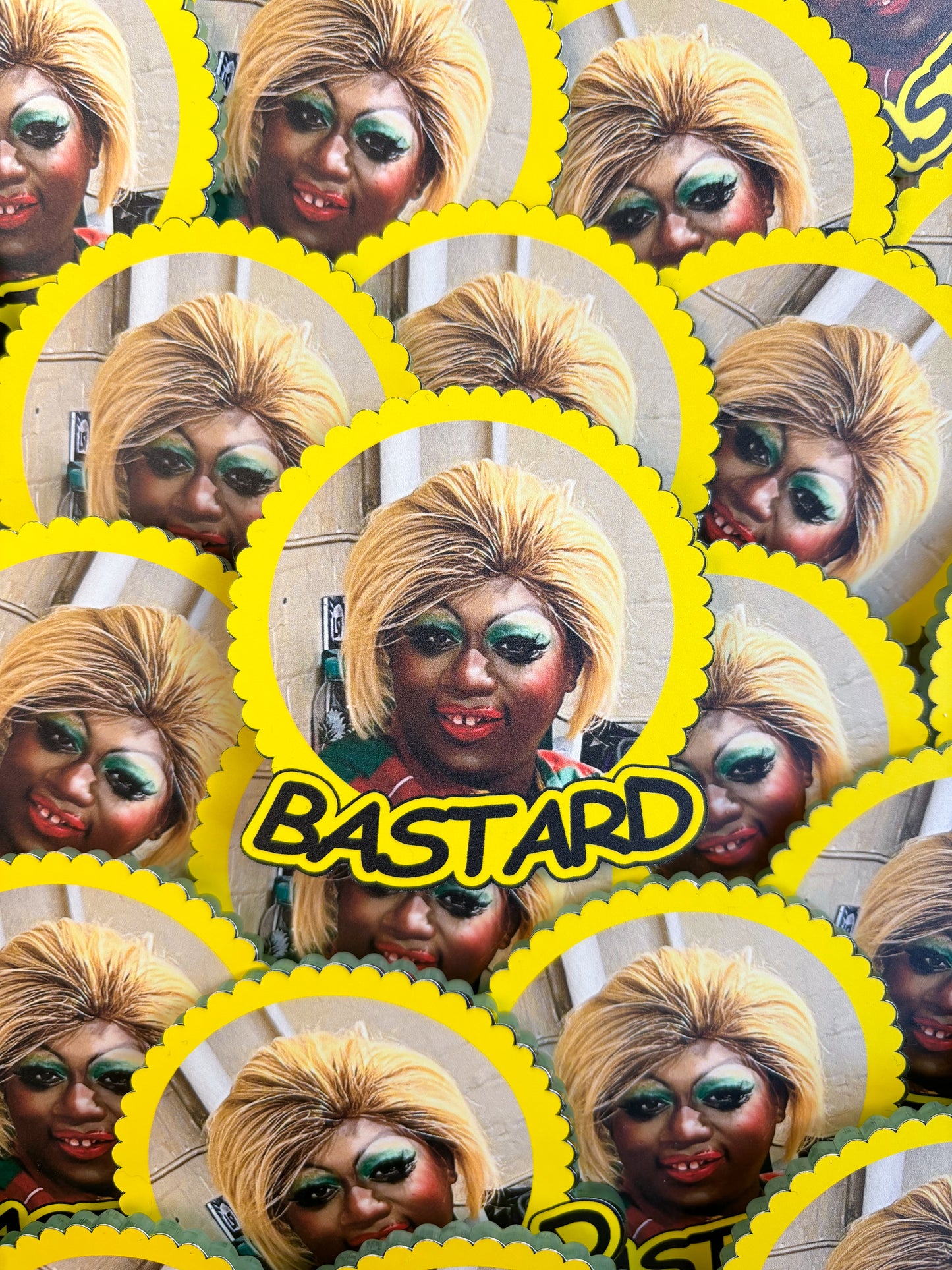 BASTARD BADGE - Yshee Black