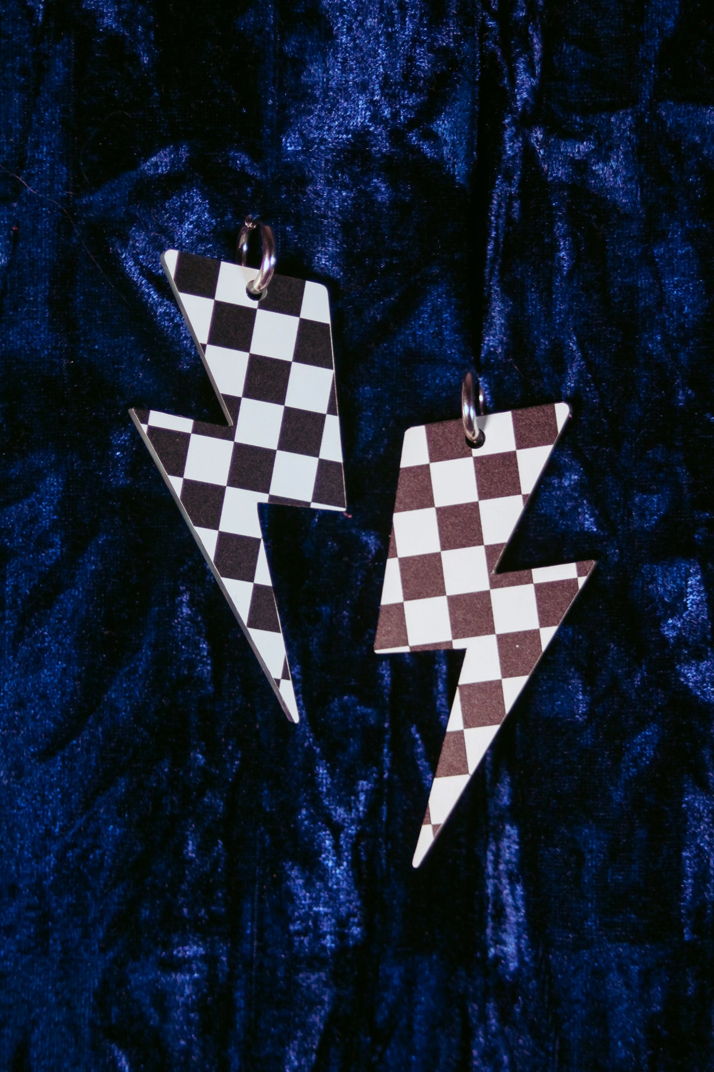 Lightning Bolts - Checkerboard
