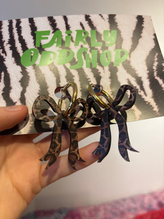 Leopard print bows